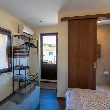 The Storybook Maisonette Walk Old Town & In Minutes Vakantiehuis *