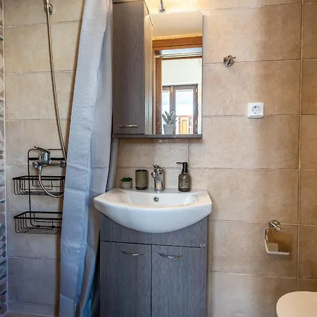 Cozy Maisonette In The Heart Of Old Town